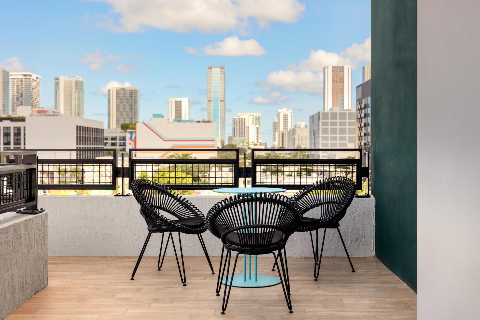 Moxy Miami Wynwood Hotel Buitenkant foto